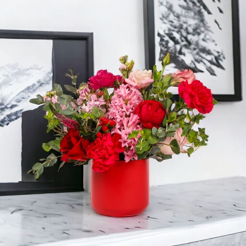 Red Hots Floral - Green Fresh Florals + Plants