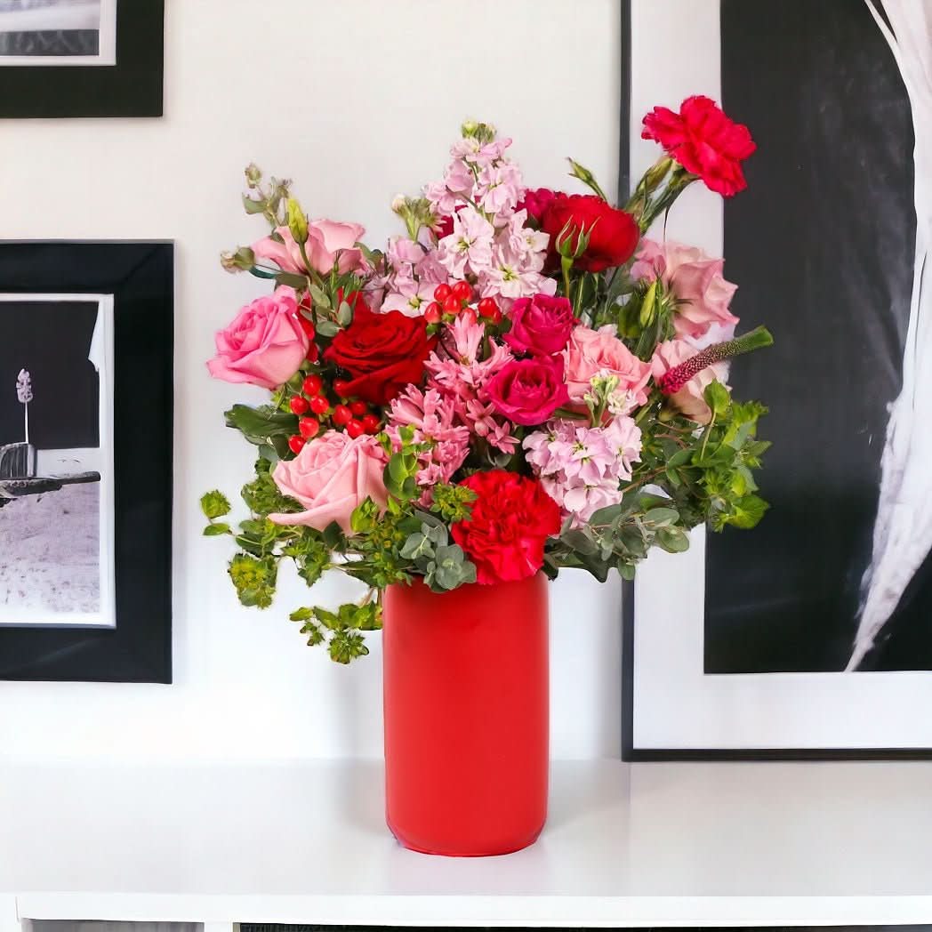 Red Hots Floral - Green Fresh Florals + Plants
