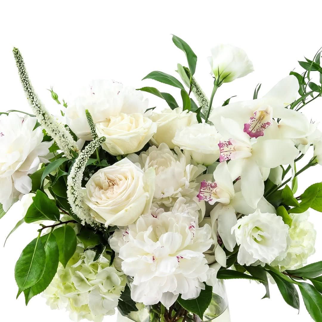 The Pearl Designer Floral - Green Fresh Florals + Plants